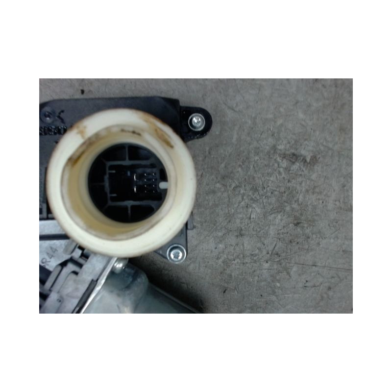 MECANISME+MOTEUR LEVE-GLACE ARRIERE GAUCHE TOYOTA VERSO