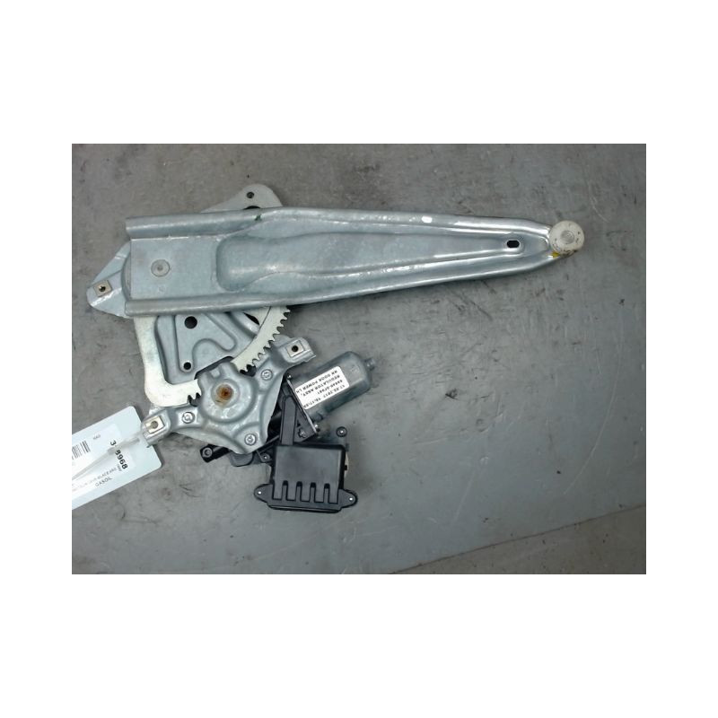 MECANISME+MOTEUR LEVE-GLACE ARRIERE GAUCHE TOYOTA VERSO