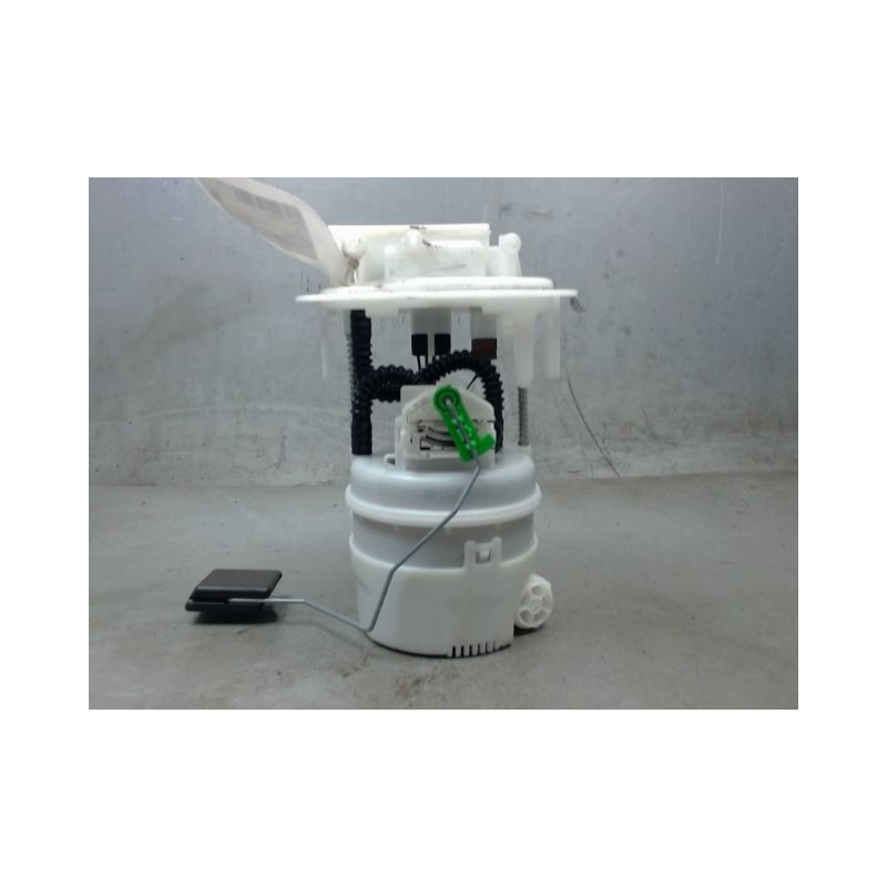 POMPE CARBURANT IMMERGEE OPEL CORSA