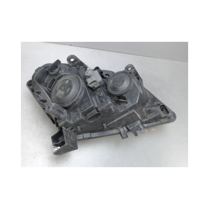 PHARE GAUCHE NISSAN QASHQAI