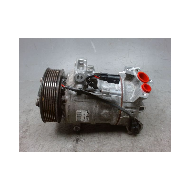 COMPRESSEUR AIR CONDITIONNE RENAULT MEGANE