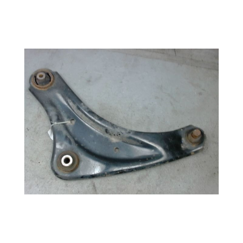 TRIANGLE INFERIEUR AVANT GAUCHE NISSAN JUKE
