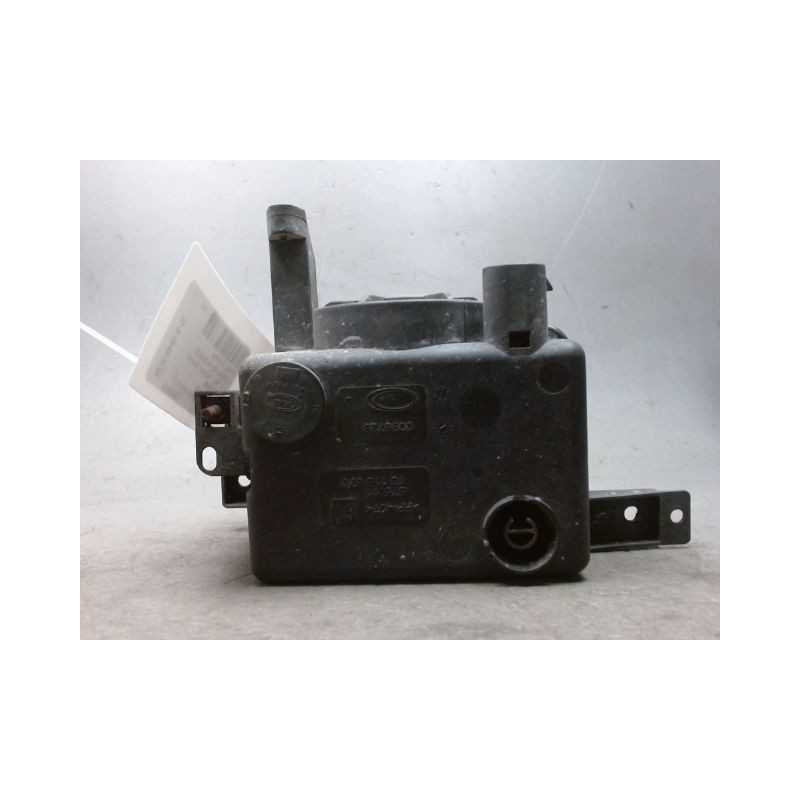 PHARE ANTIBROUILLARD AVANT GAUCHE OPEL CORSA 03-06