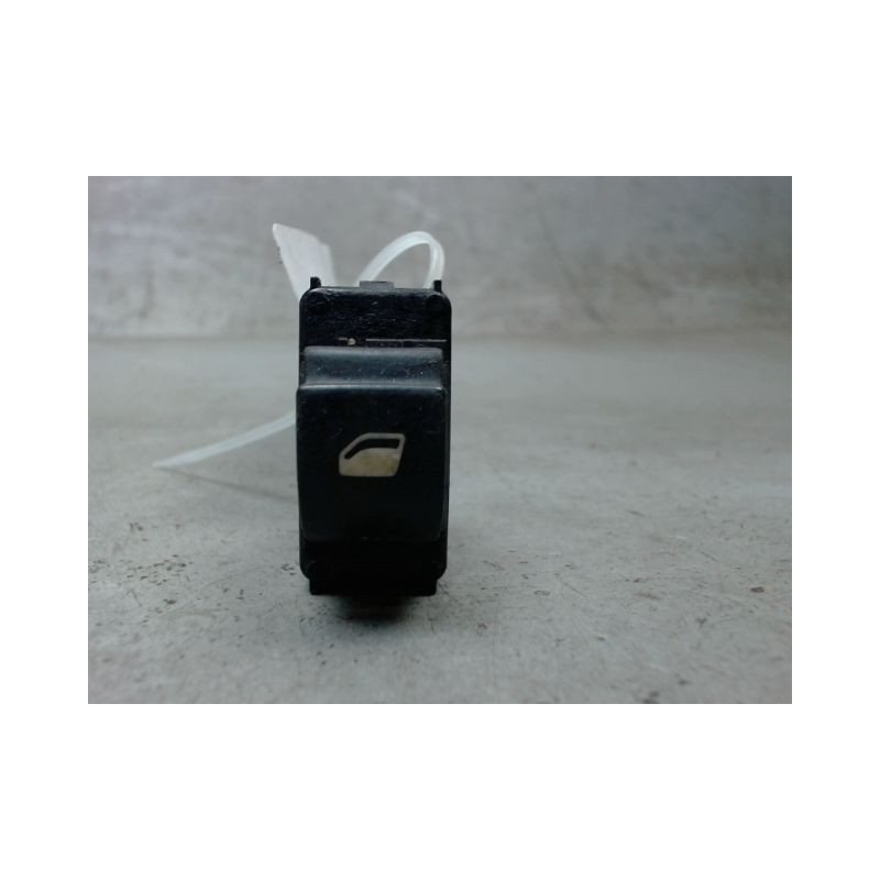 COMMANDE LEVE-GLACE PORTE AVD PEUGEOT 207 3P