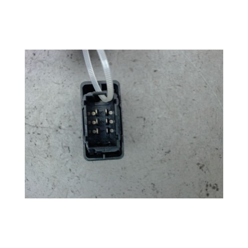 COMMANDE LEVE-GLACE PORTE AVD PEUGEOT 207 3P