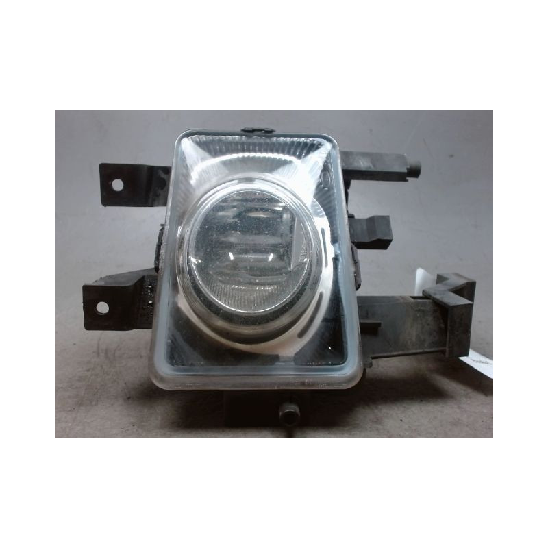 PHARE ANTIBROUILLARD AVANT GAUCHE OPEL ZAFIRA 2005-