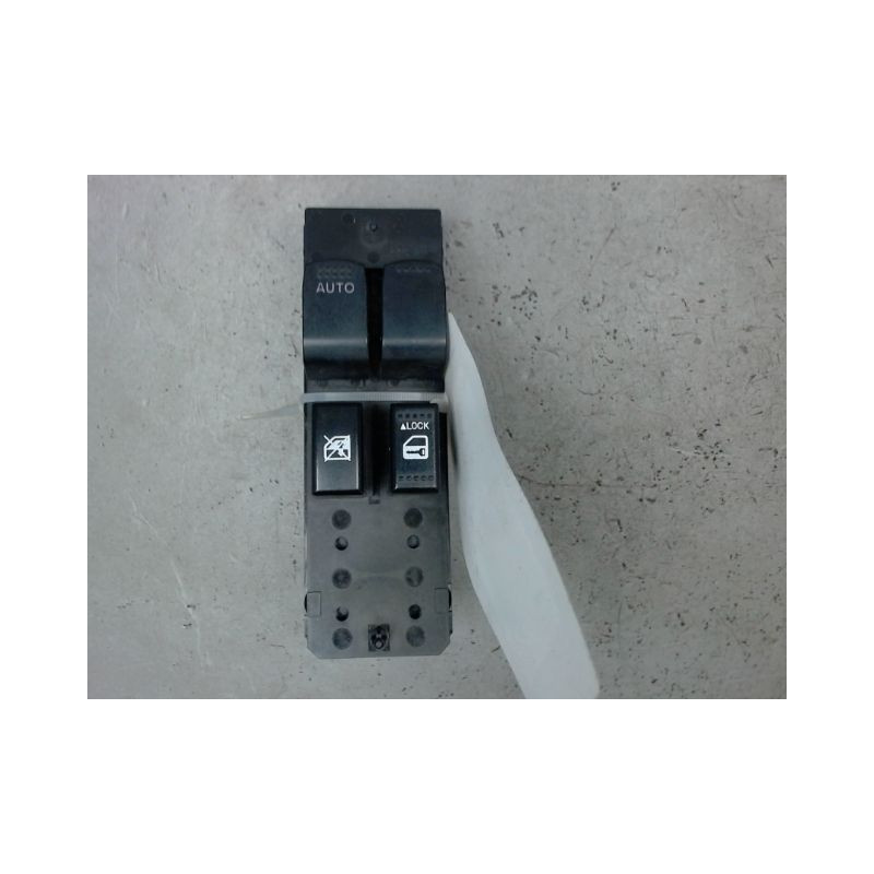 COMMANDE LEVE-GLACE PORTE AVG OPEL AGILA