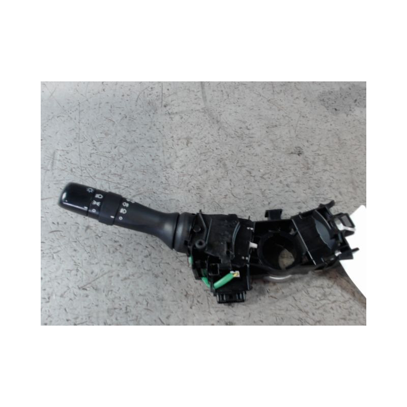 COMMANDE CLIGNOTANT TOYOTA AYGO