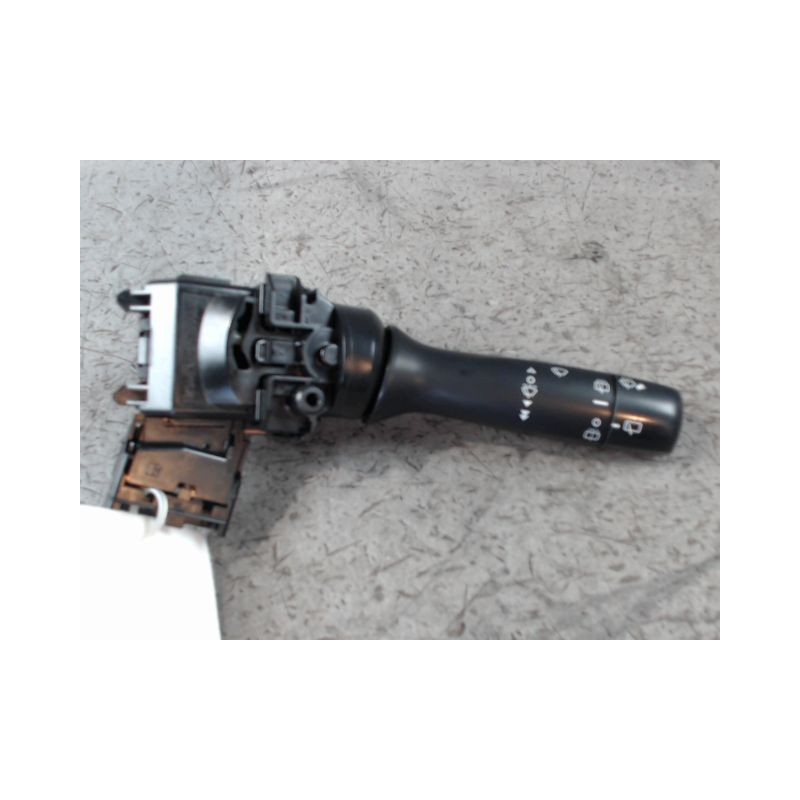 COMMANDE ESSUIE GLACE TOYOTA AYGO