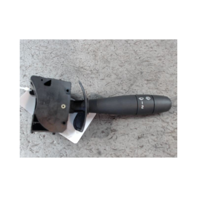COMMANDE ESSUIE GLACE DACIA LOGAN