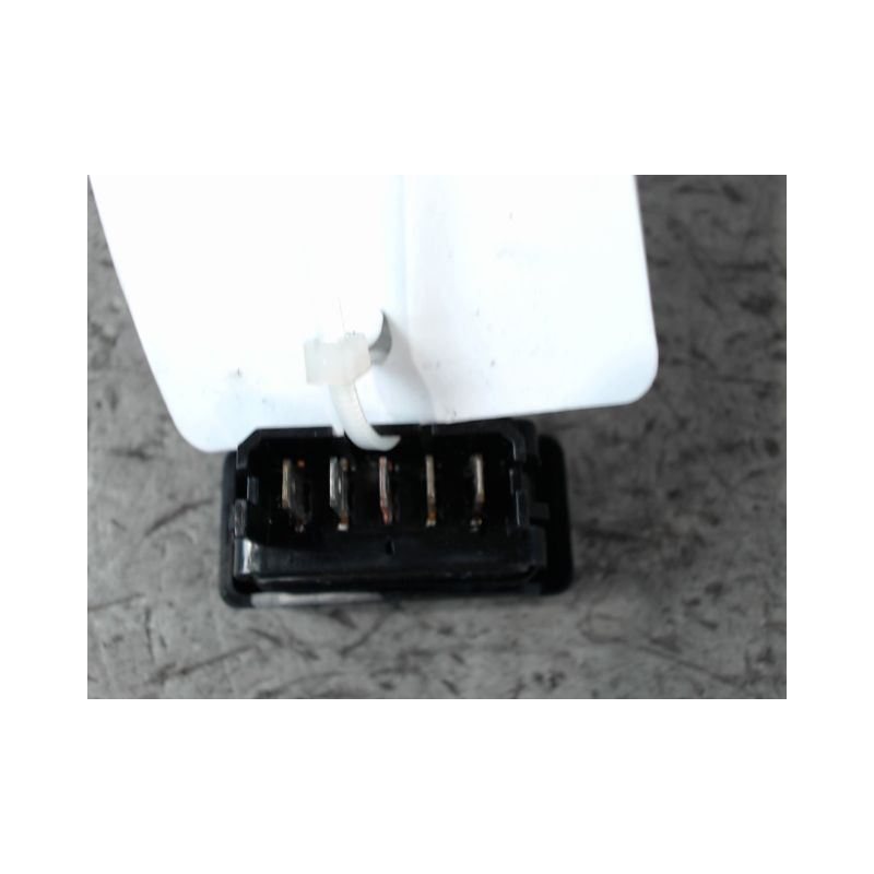 COMMANDE LEVE-GLACE PORTE AVG DACIA LOGAN