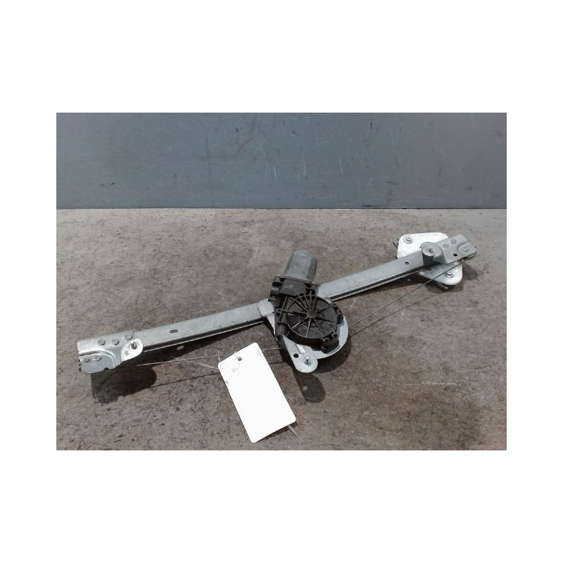 MECANISME+MOTEUR LEVE-GLACE AVANT GAUCHE DACIA LOGAN