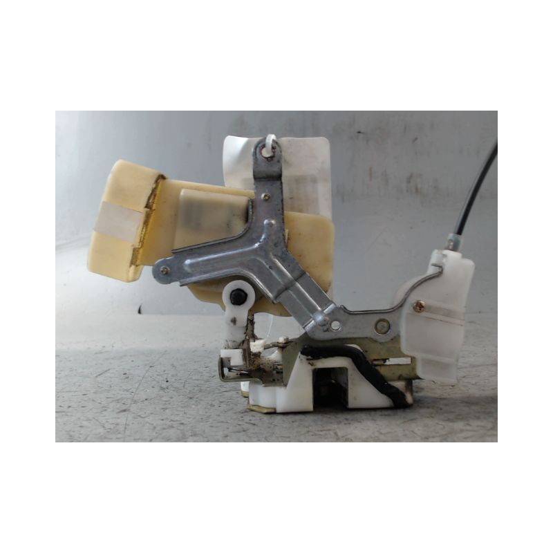 SYSTEME CONDAMNATION AVANT DROIT TOYOTA YARIS -2003