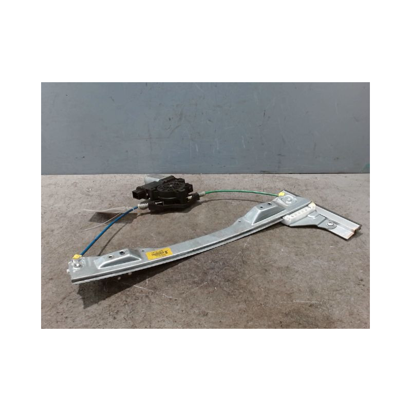 MECANISME+MOTEUR LEVE-GLACE AVANT DROIT OPEL CORSA 2010-