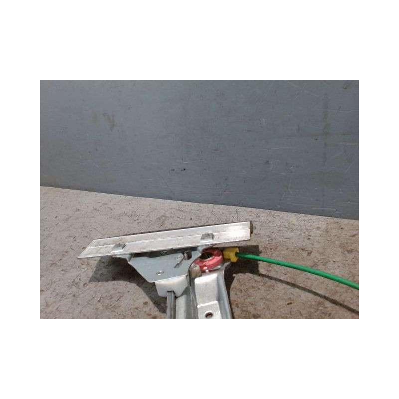 MECANISME+MOTEUR LEVE-GLACE AVANT DROIT OPEL CORSA 2010-
