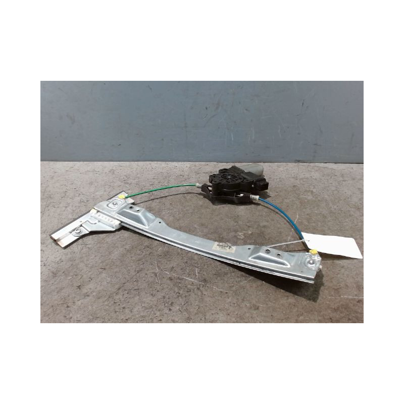 MECANISME+MOTEUR LEVE-GLACE AVANT GAUCHE OPEL CORSA 2010-