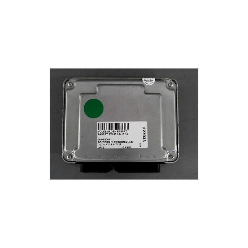 CALCULATEUR MOTEUR VOLKSWAGEN PASSAT SW 05-10
