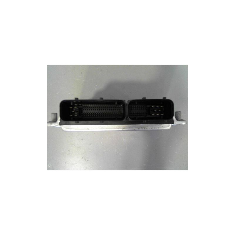 CALCULATEUR MOTEUR AUDI A3 2000-2003