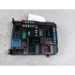 PLATINE FUSIBLE HABITACLE