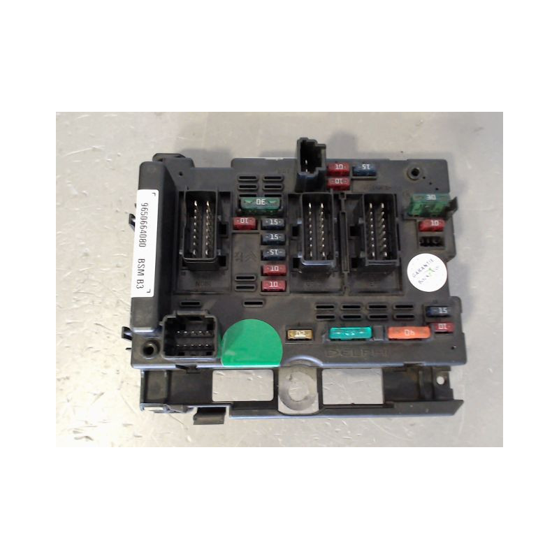 BOITE A FUSIBLES CITROEN XSARA 2000-