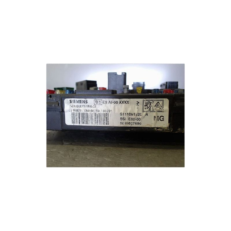 BOITIER GESTION HABITACLE PEUGEOT 206