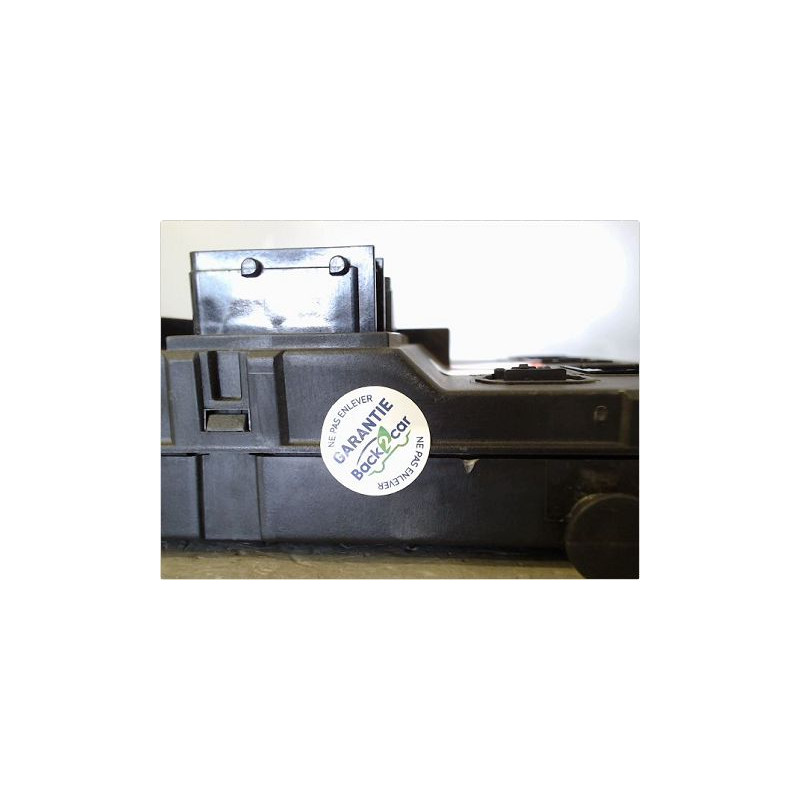 BOITIER GESTION HABITACLE PEUGEOT 206