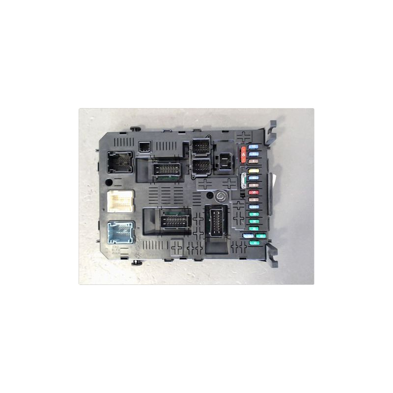 BOITIER GESTION HABITACLE PEUGEOT 308