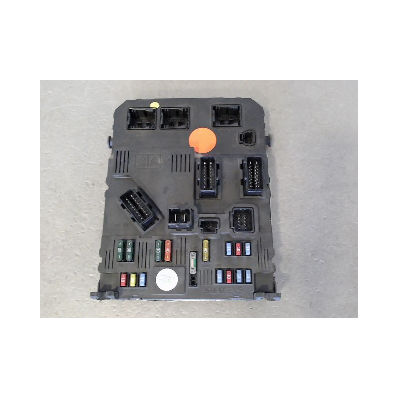 BOITIER GESTION HABITACLE PEUGEOT 206