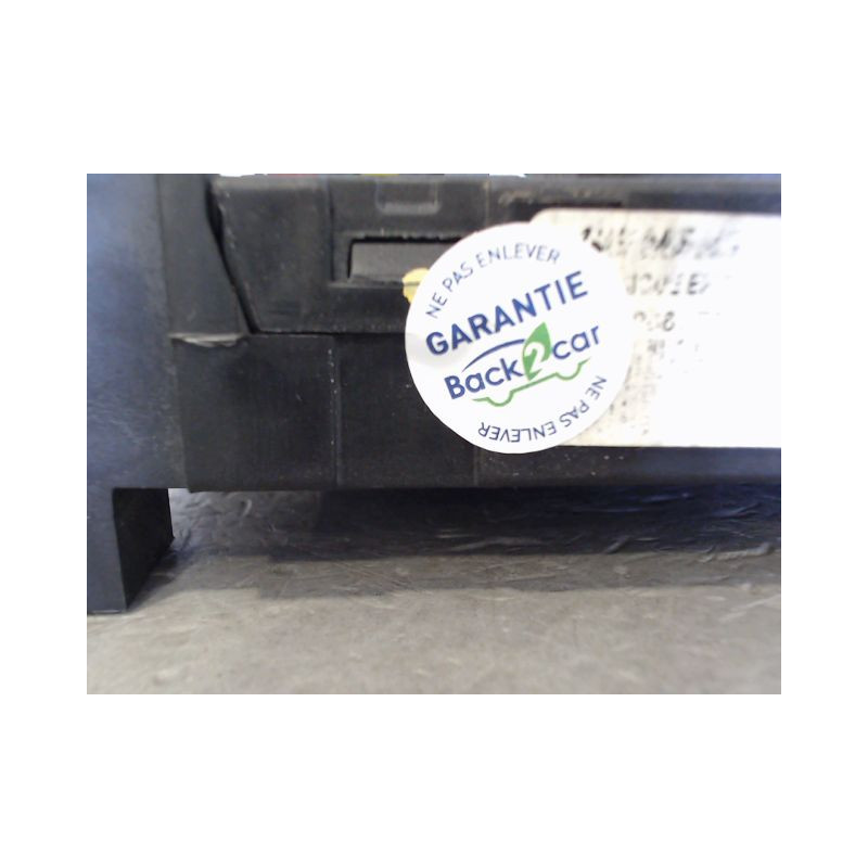 BOITIER GESTION HABITACLE PEUGEOT 206