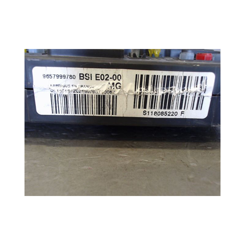BOITIER GESTION HABITACLE PEUGEOT 206