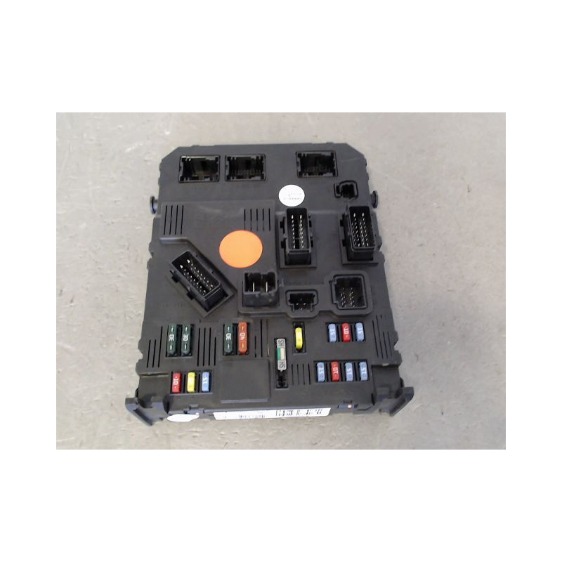 BOITIER GESTION HABITACLE PEUGEOT 206