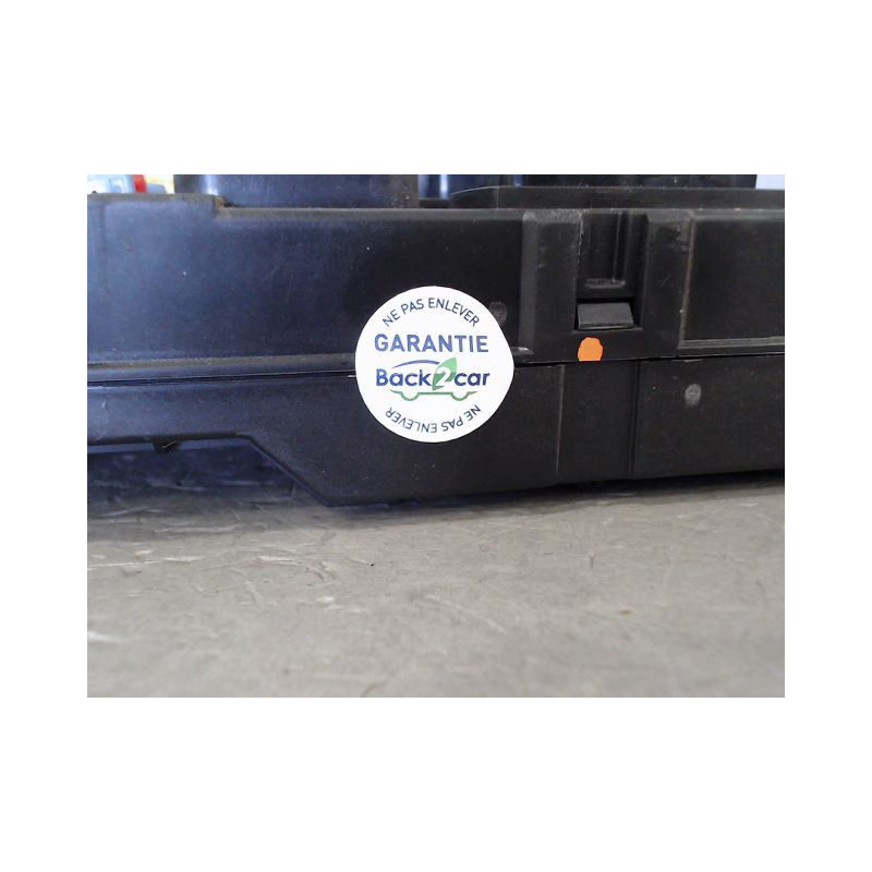 BOITIER GESTION HABITACLE PEUGEOT 206