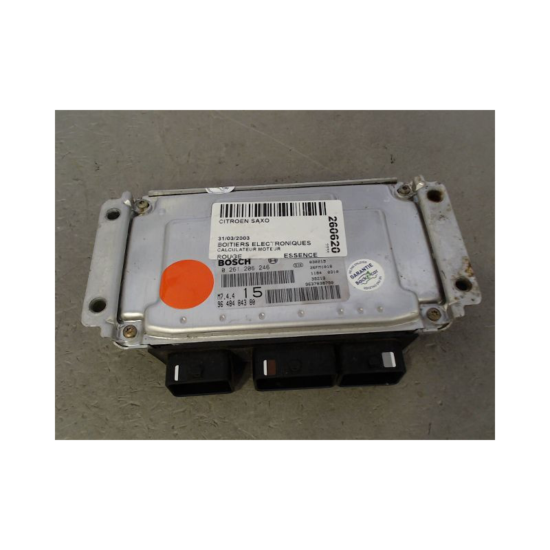CALCULATEUR MOTEUR CITROEN SAXO