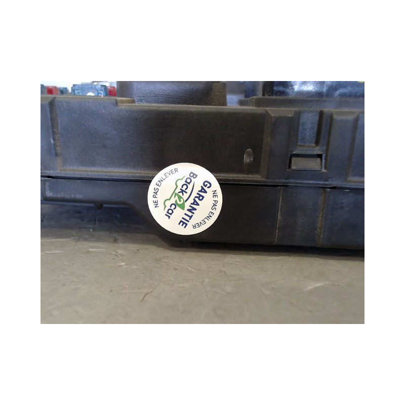 BOITIER GESTION HABITACLE PEUGEOT 206