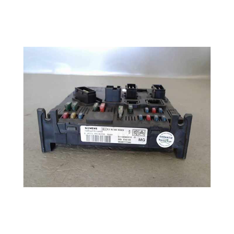 BOITIER GESTION HABITACLE PEUGEOT 206