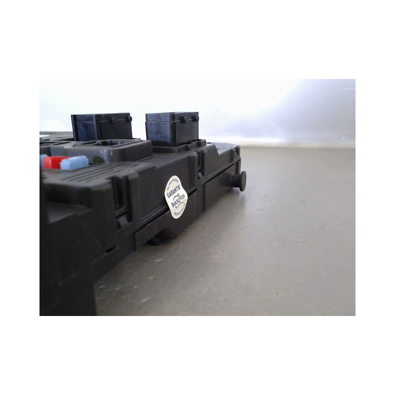BOITIER GESTION HABITACLE PEUGEOT 206