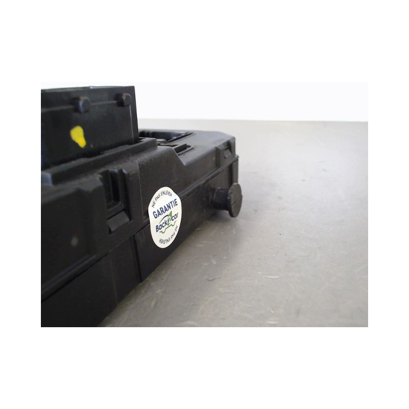 BOITIER GESTION HABITACLE PEUGEOT 206