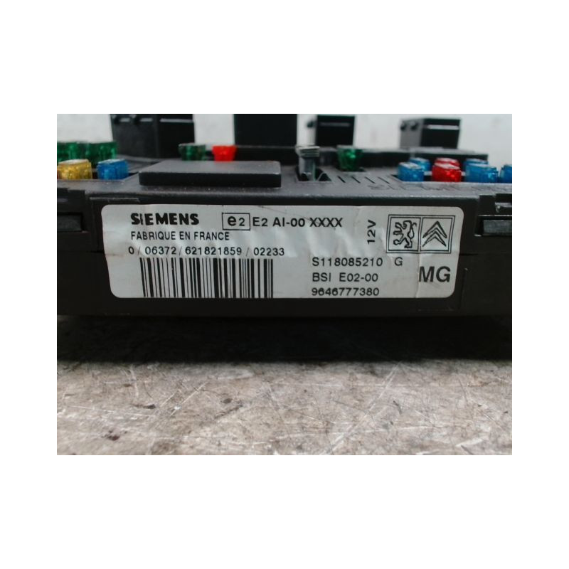 BOITIER GESTION HABITACLE PEUGEOT 206 5P
