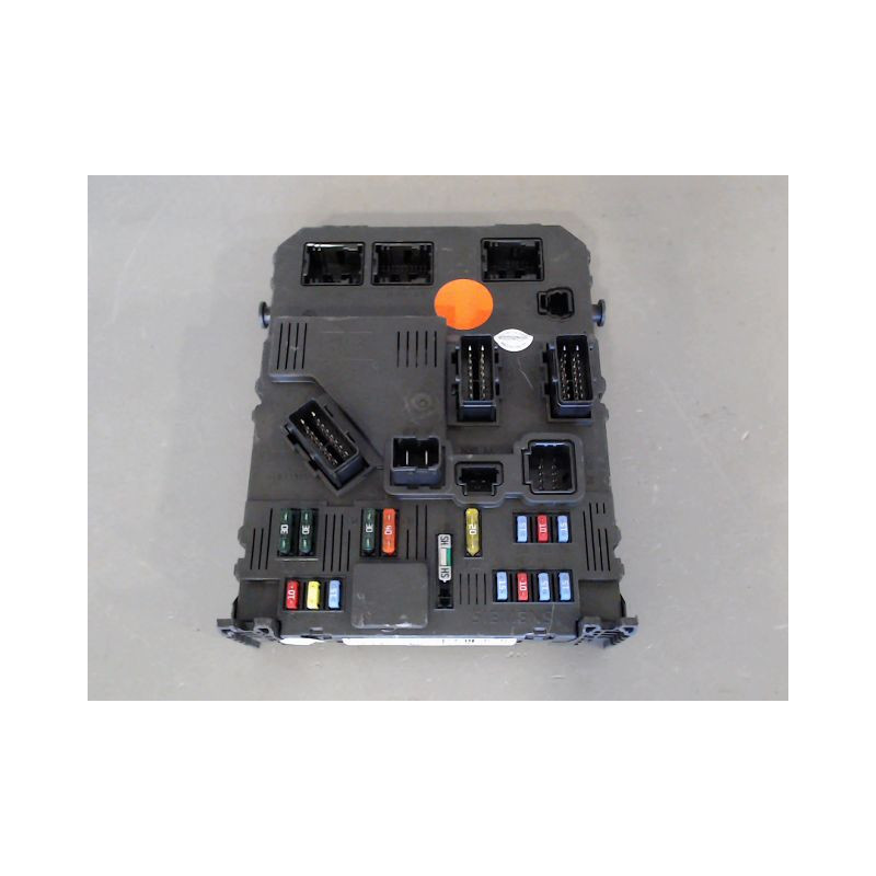 BOITIER GESTION HABITACLE PEUGEOT 206+ 2009-