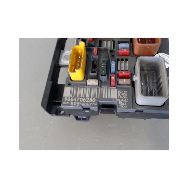 BOITE A FUSIBLES CITROEN C4 I Phase 2 2008-2010