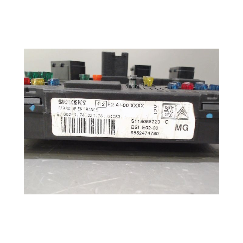 BOITIER GESTION HABITACLE PEUGEOT 206