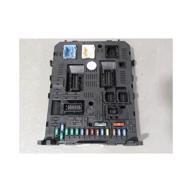 BOITIER GESTION HABITACLE PEUGEOT 308