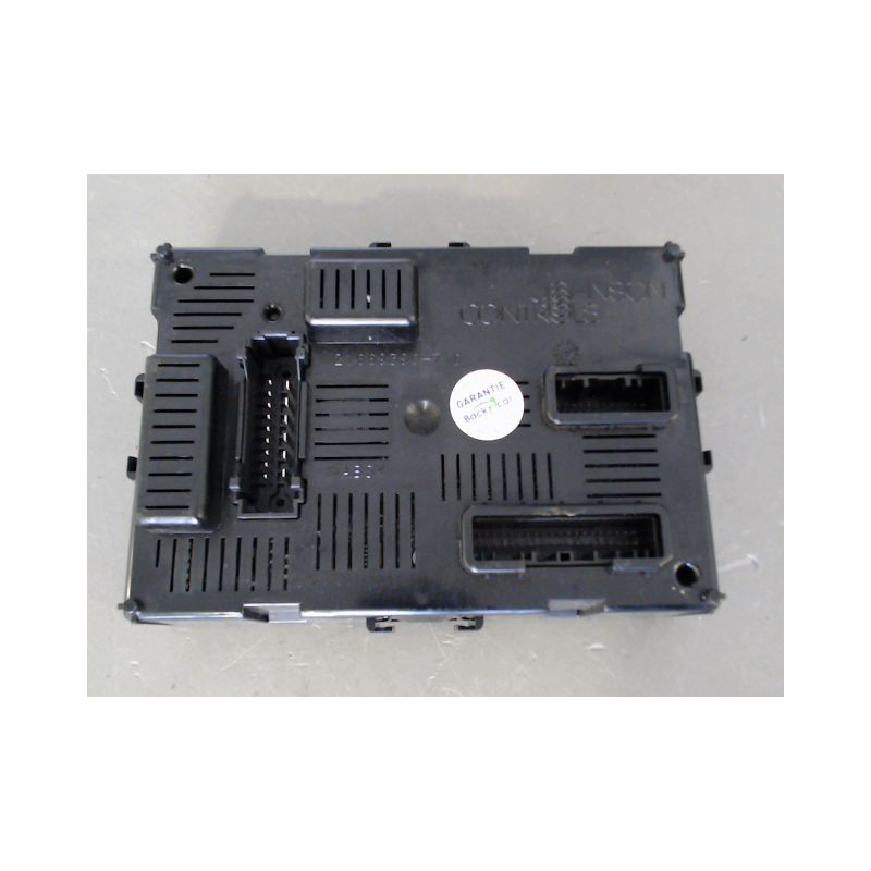 BOITIER GESTION HABITACLE RENAULT CLIO III