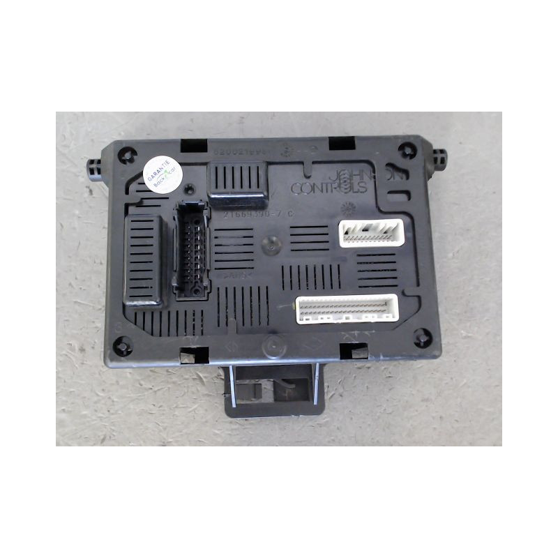 BOITIER GESTION HABITACLE RENAULT MODUS