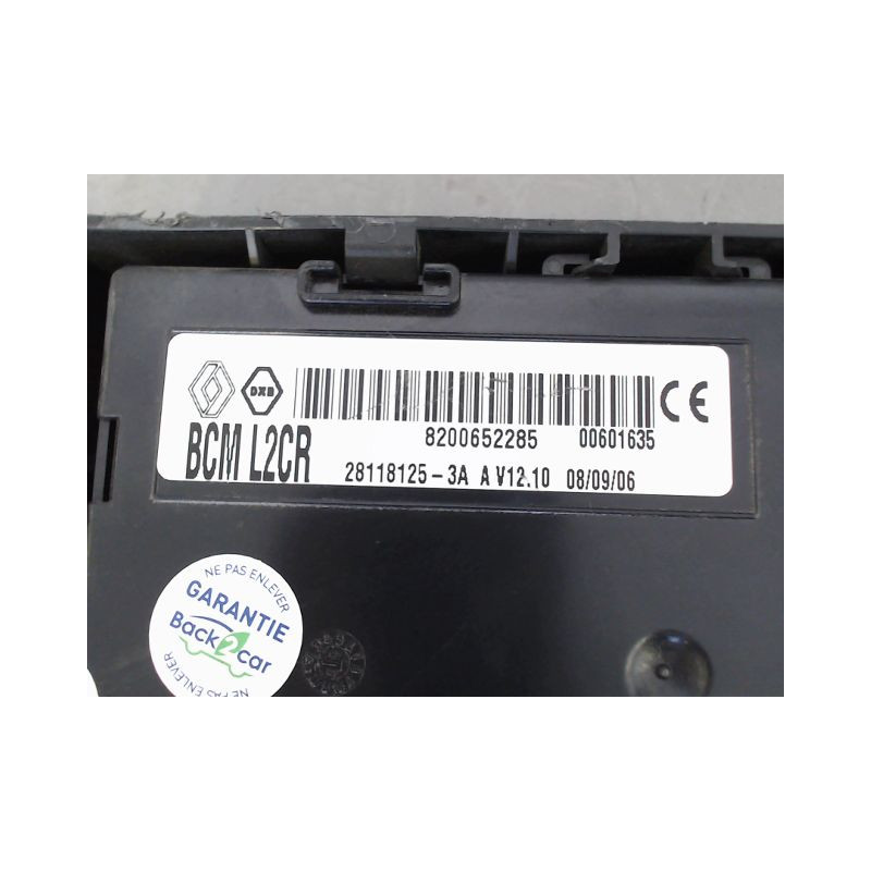 BOITIER GESTION HABITACLE RENAULT MODUS