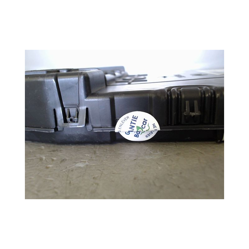 BOITIER GESTION HABITACLE RENAULT SCENIC II PH2 2006-
