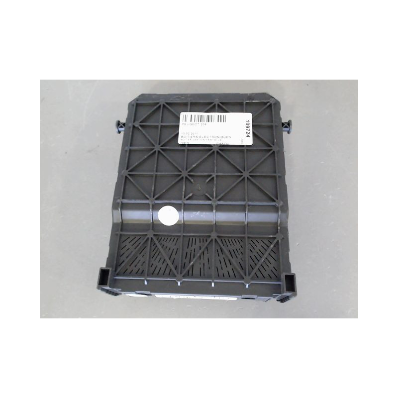 BOITIER GESTION HABITACLE PEUGEOT 206