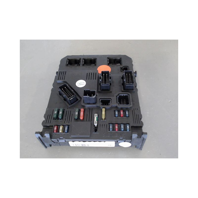 BOITIER GESTION HABITACLE PEUGEOT 206