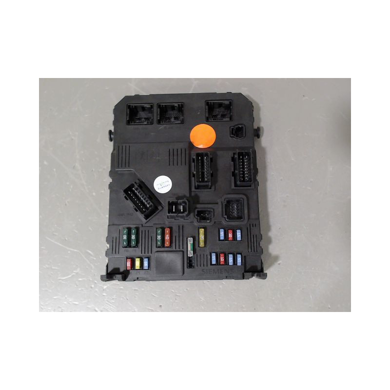 BOITIER GESTION HABITACLE PEUGEOT 206 SW 02-06