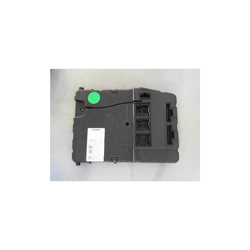 BOITIER GESTION HABITACLE RENAULT SCENIC II PH2 06-09